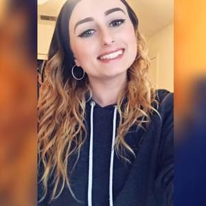 Meet your Posher, Alyvia